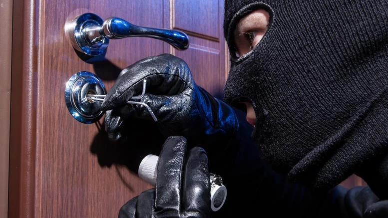 «Ρεκόρ» διαρρήξεων για 25χρονο στη Ρόδο: 13 ληστείες σε 13 μέρες